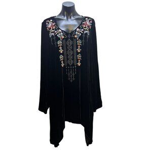 Johnny Was Black Velvet Tunic With Embroidered Detail XL
